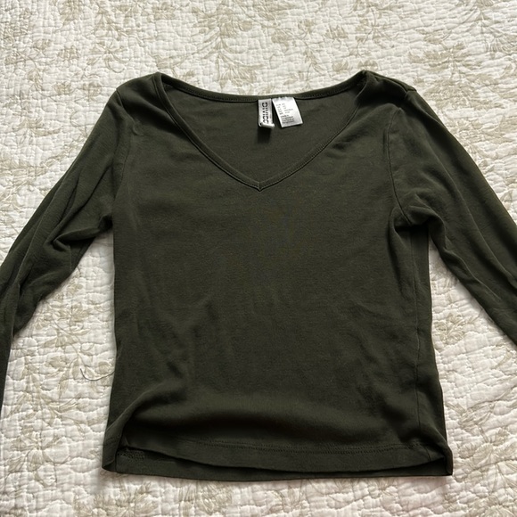 Top - Picture 1 of 1